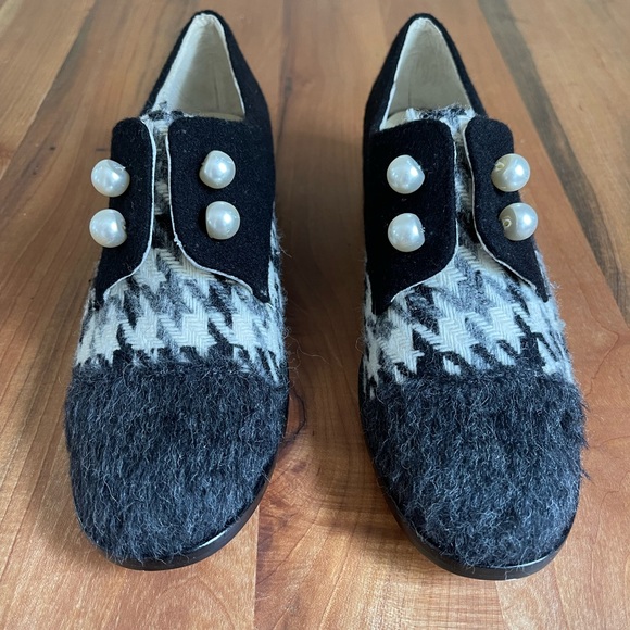 NWOT Bettye Muller Womens 6.5 "Optimist" Mohair Wool Houndstooth Oxford Leather - Picture 2 of 7
